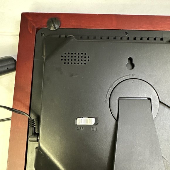 Smartparts Optipix SP92 8.5" Digital Picture Frame tested and works great - Picture 7 of 11